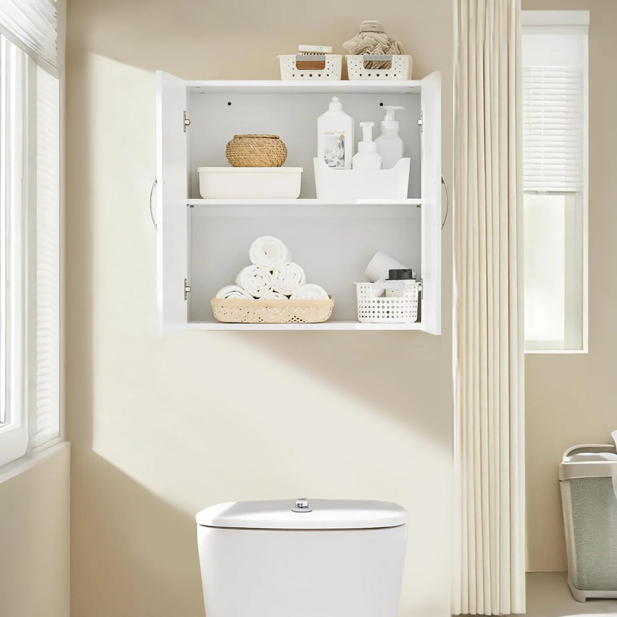 White Wall Cabinet with Shelf D839