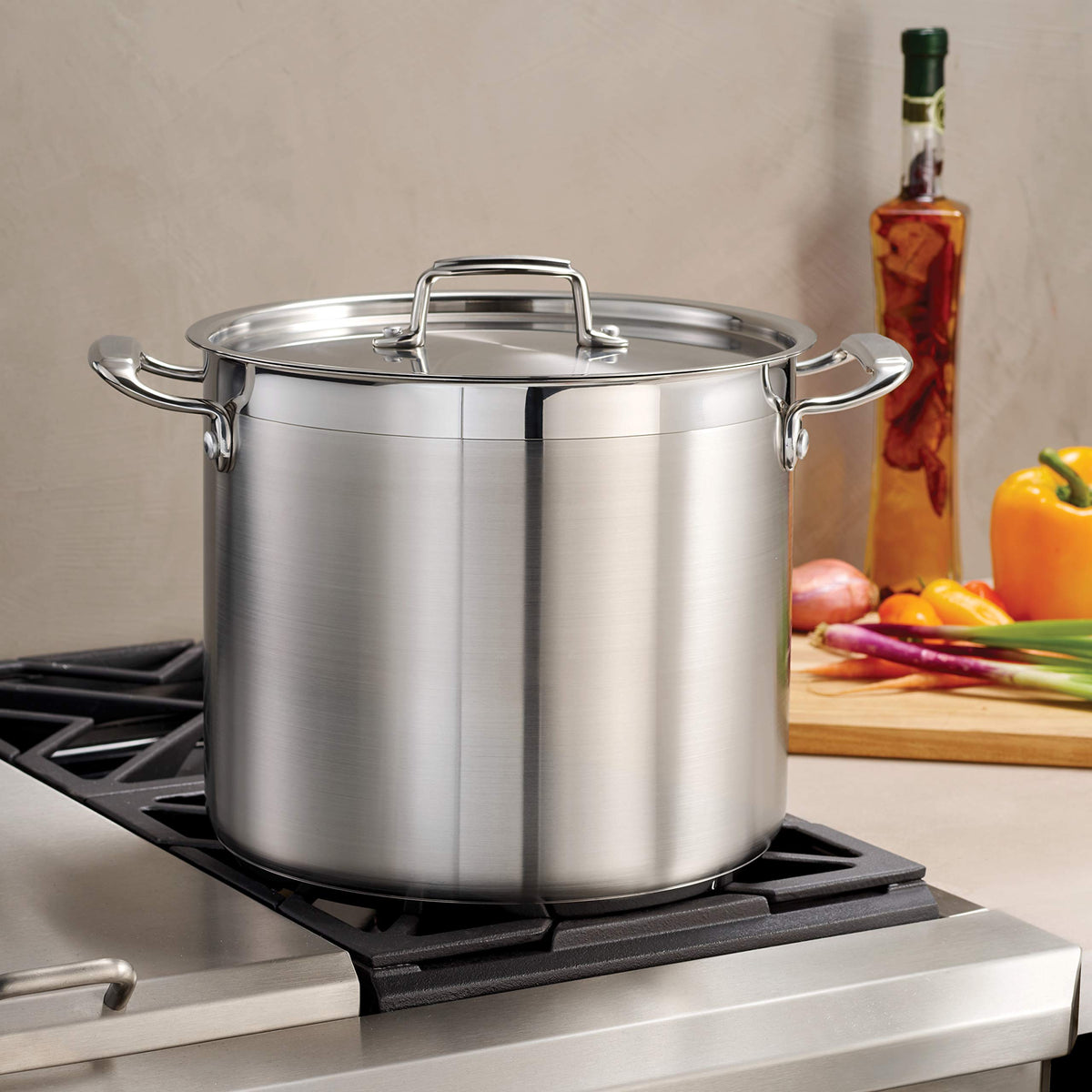 Stainless Steel 12-Quart Stock Pot with Lid Q2547