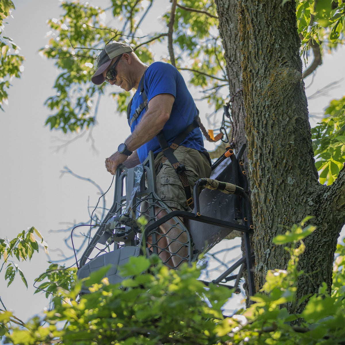 1 Person 21 Foot Climbing Tree Stand with Lumbar Seat O363939