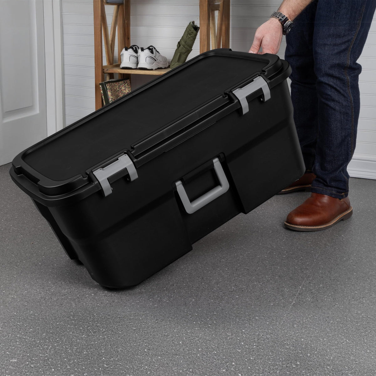 22 Gallon Wheeled Storage Trunk G693