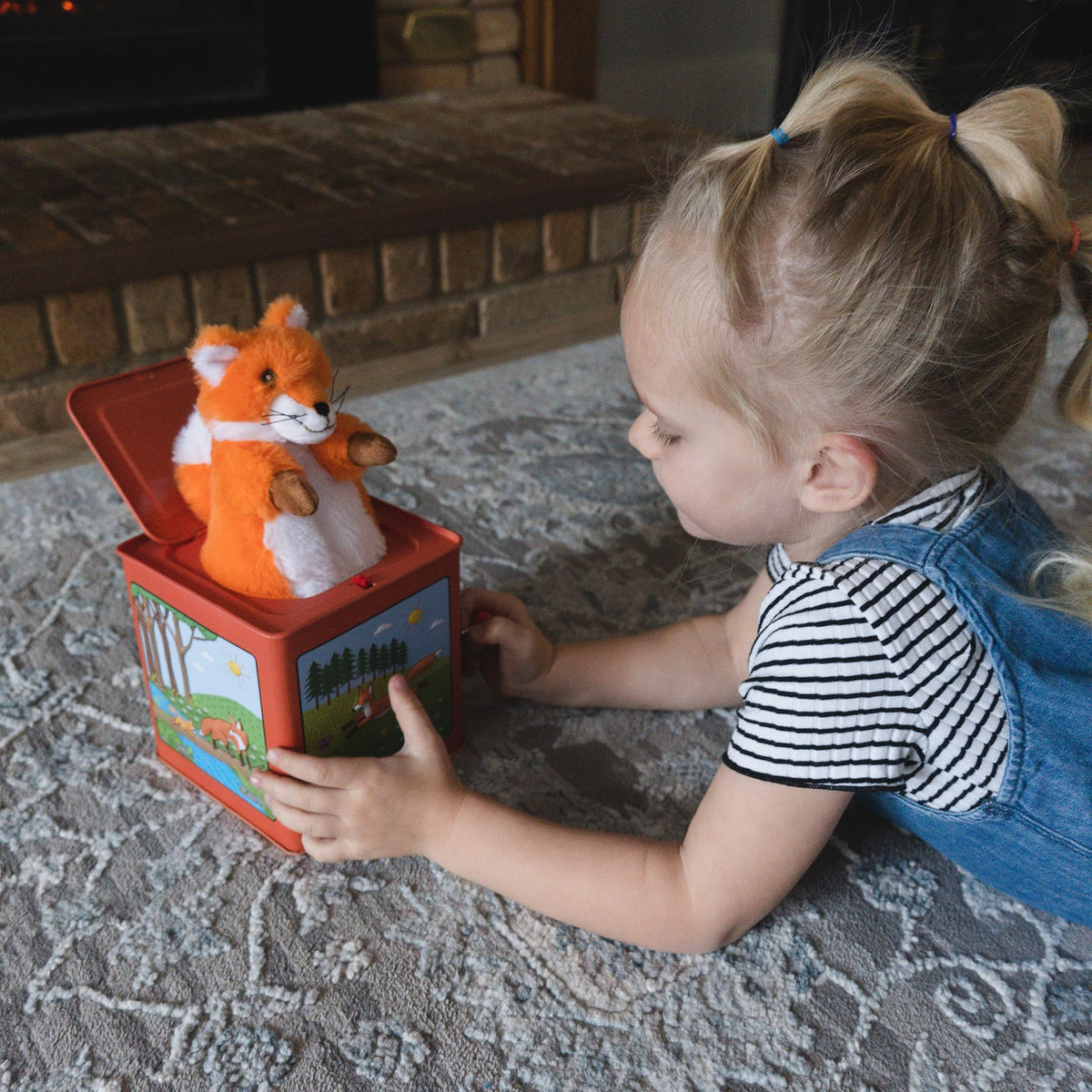 Plush Pop-Up Jack in the Box R89263